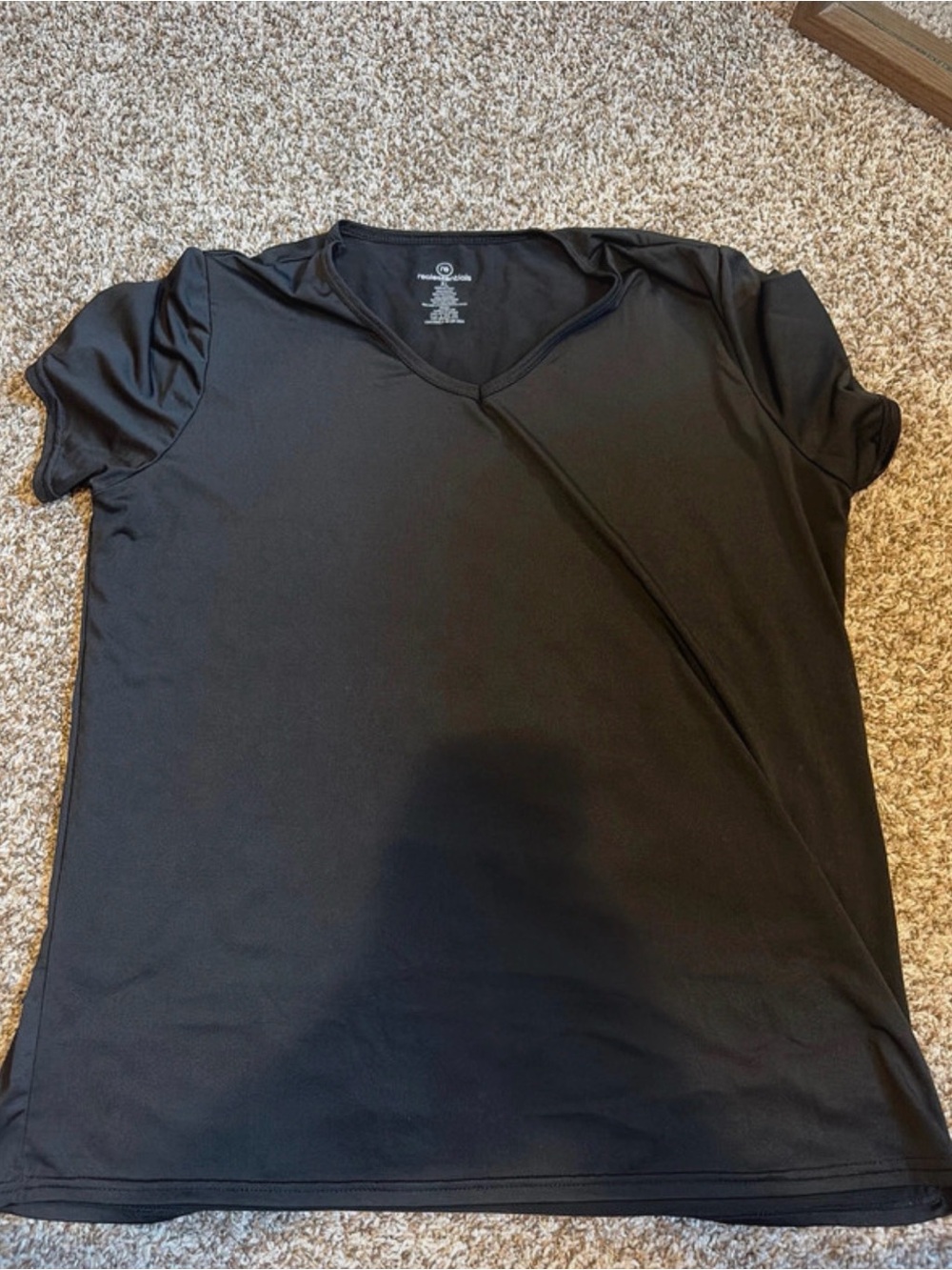 Amazon Essentials Black V-Neck Short Sleeve Tee